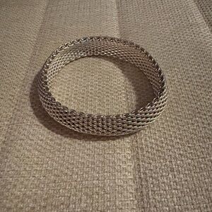 Tiffany & Co.
Mesh Bangle Bracelet